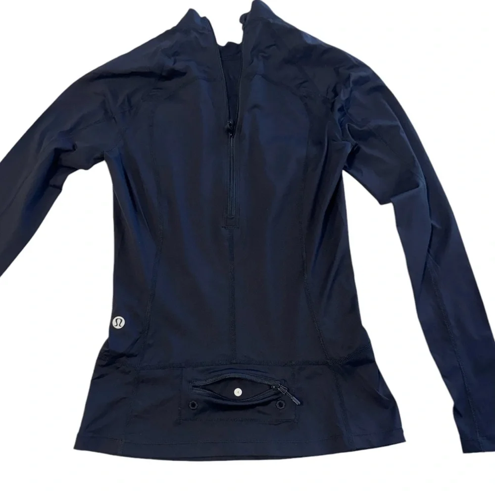 Lululemon Athletic Long Sleeve Back Zip Top Size 4